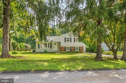 1217 Green Hill Ave, WEST CHESTER, PA, 19380-3957 | Card Image