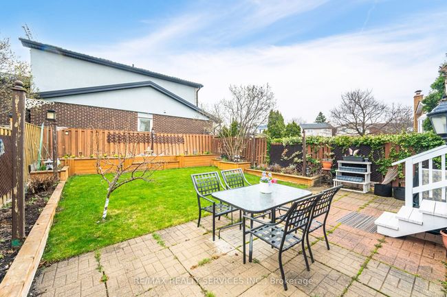 9 Pluto Dr, House attached with 4 bedrooms, 3 bathrooms and 2 parking in Brampton ON | Image 46