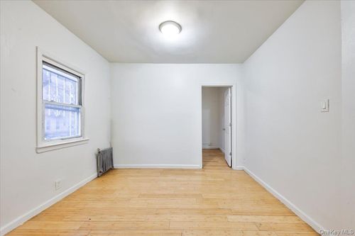 2248 Haviland Ave, Bronx, NY, 10462-5203 | Card Image