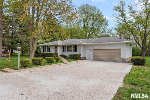 600 S Gatton St, Virginia, IL, 62691-9015 | Card Image