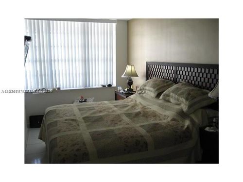 437-100 Lincoln Rd, Miami Beach, FL, 33139-2013 | Card Image