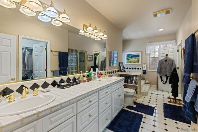352 Elk Crossing Ln, House other with 5 bedrooms, 6 bathrooms and 3 parking in Keystone CO | Image 23