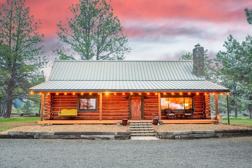 16011 Old Juniper Rd, Sisters, OR, 97759-9843 | Card Image
