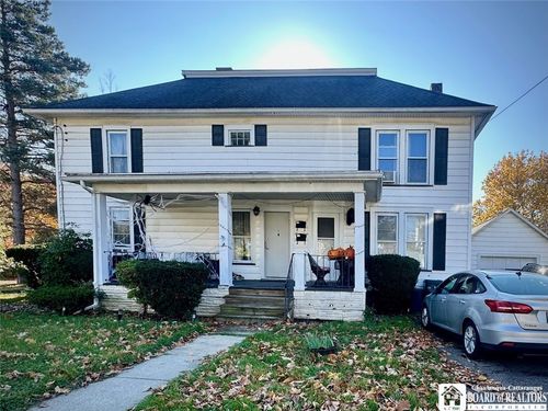 17 Christy St, Silver Creek, NY, 14136-1504 | Card Image