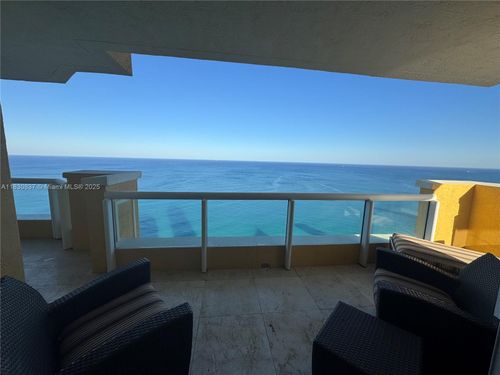 4306-17875 Collins Ave, Sunny Isles Beach, FL, 33160-2718 | Card Image