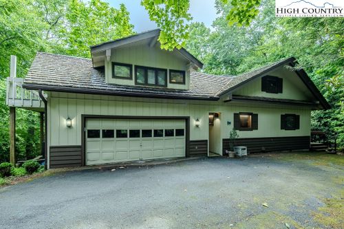 1104 Dogwood, Boone, NC, 28607 | Card Image