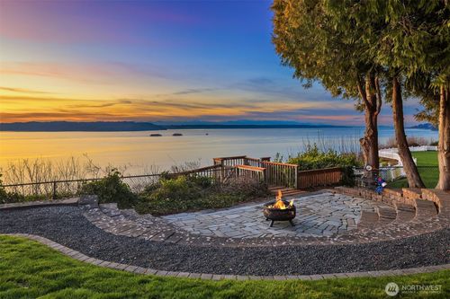 24635 8th Ave S, Des Moines, WA, 98198-3854 | Card Image