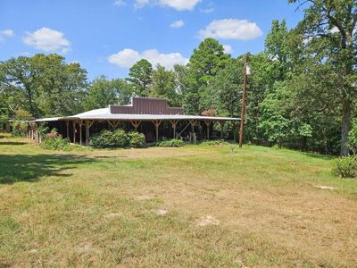 949 An County Road 383, Home with 3 bedrooms, 2 bathrooms and null parking in Palestine TX | Image 1