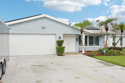 6010 Bayou Grande Blvd Ne, ST PETERSBURG, FL, 33703-1802 | Card Image