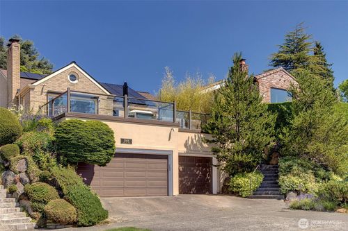 3006 43rd Ave W, Seattle, WA, 98199-2426 | Card Image