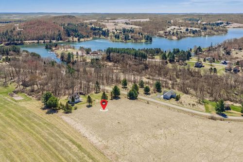 Lot 1137 Amsterdam Ct, La Valle, WI, 53941 | Card Image