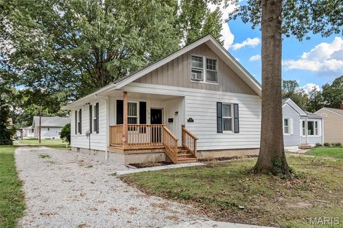 318 N Cedar St, O Fallon, IL, 62269-1108 | Card Image