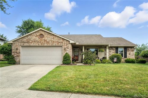 8332 Timber Walk Ct, Huber Heights, OH, 45424-1392 | Card Image