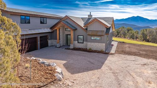 38 Woodruff Rd, Glenwood Springs, CO, 81601-9420 | Card Image