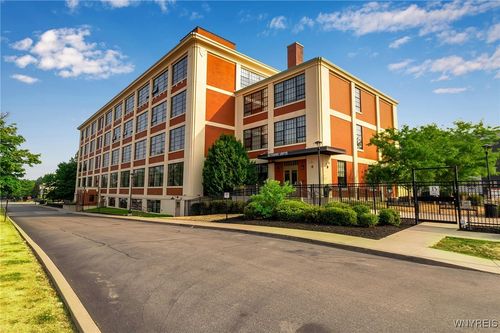 unit-113-2917 Main St, Buffalo, NY, 14214-1782 | Card Image