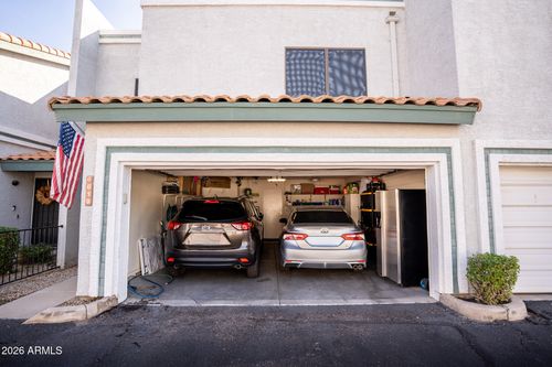 8619 N Shadow Ln, Peoria, AZ, 85345-8431 | Card Image