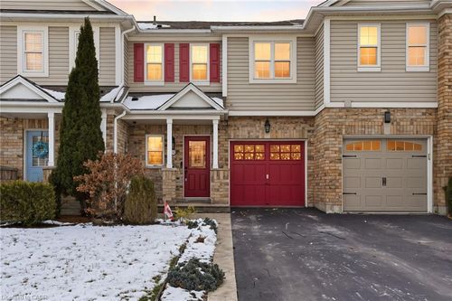 213 Windwood Dr, Binbrook, ON, L0R1C0 | Card Image