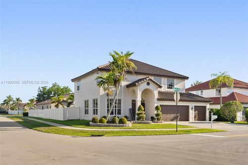 17900 Sw 4th Ct, Pembroke Pines, FL, 33029-4116 | Card Image