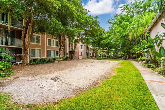 APT-206 - 12142 Saint Andrews Pl, Condo with 3 bedrooms, 2 bathrooms and null parking in Miramar FL | Image 28