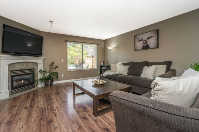 14 - 21928 48 Avenue, Townhouse with 3 bedrooms, 2 bathrooms and 3 parking in Langley BC | Image 12