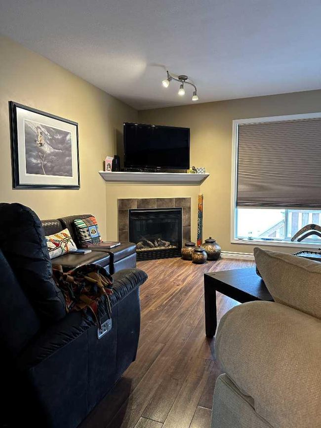 11226 71 Avenue, Home with 2 bedrooms, 2 bathrooms and 2 parking in Grande Prairie AB | Image 8