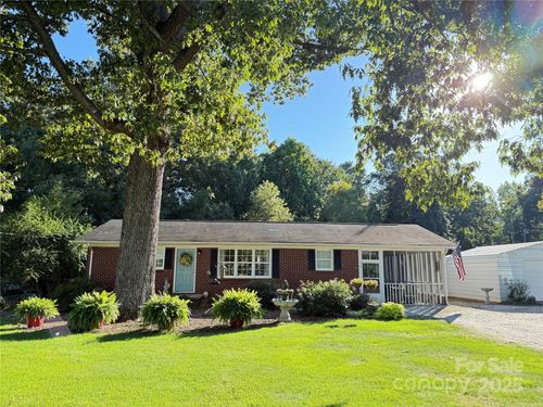 1438 Riverview Cir, Fort Lawn, SC, 29714-8721 | Card Image