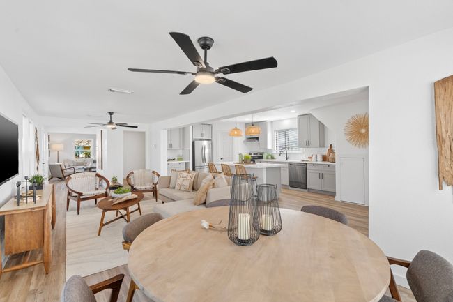 211 Almond St, House other with 4 bedrooms, 3 bathrooms and null parking in Waxahachie TX | Image 6