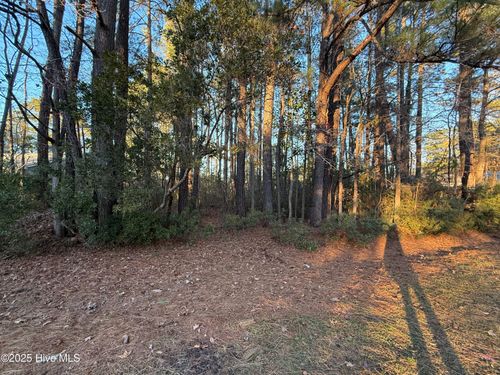 107 Starboard Dr, New Bern, NC, 28562-8931 | Card Image