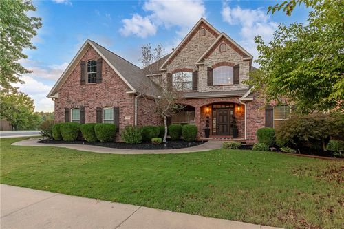 1104 Sw Edinburgh Ave, Bentonville, AR, 72713-7779 | Card Image