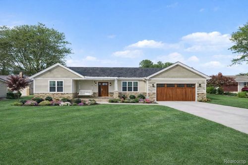 4100 Four Lakes Ave, Linden, MI, 48451-9445 | Card Image