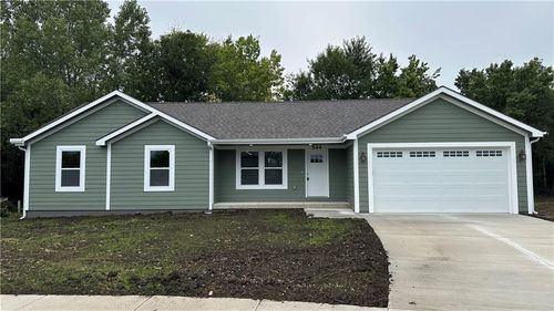 544 W 18th St, Ottawa, KS, 66067-3874 | Card Image