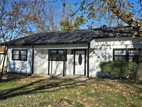 303 Hillcrest St, Mansfield, TX, 76063-2067 | Card Image