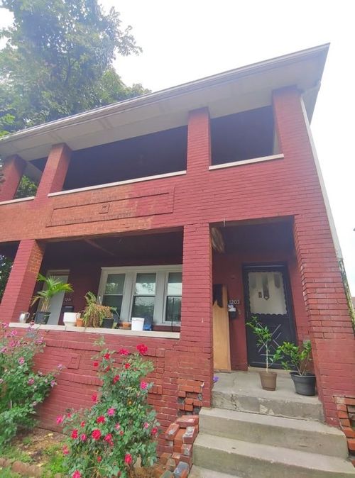 1201 Clairhaven St, Crafton, PA, 15205-3621 | Card Image