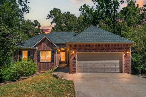 6 Burns Cir, Bella Vista, AR, 72714-4215 | Card Image