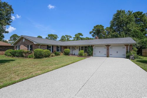 1647 Bay Tree Ln, Myrtle Beach, SC, 29575-5256 | Card Image