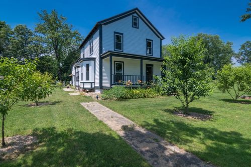 121 East St, Hadley, MA, 01035-9791 | Card Image