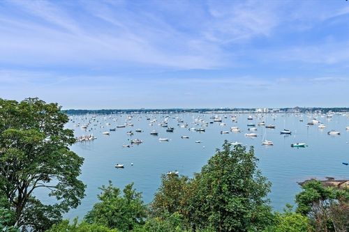 21 Kenneth Rd, Marblehead, MA, 01945-1528 | Card Image