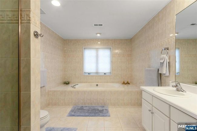 549 Alosio Dr, House other with 4 bedrooms, 4 bathrooms and null parking in River Vale NJ | Image 18