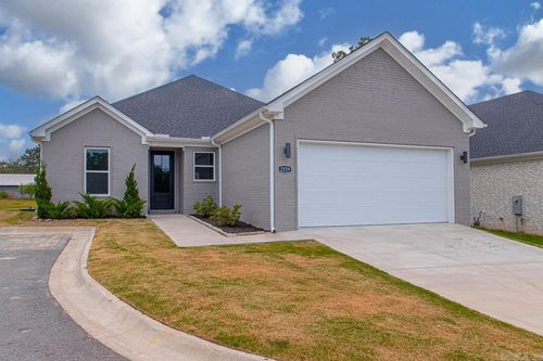 2529 Kara Ln, Bryant, AR, 72019-7575 | Card Image