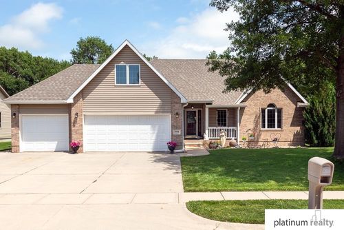 1406 Barber St, Fremont, NE, 68025-2098 | Card Image