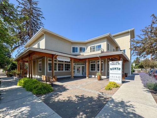 631 Nw Federal St, Bend, OR, 97703-3085 | Card Image