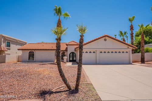 3829 E Ahwatukee Dr, Phoenix, AZ, 85044-3806 | Card Image