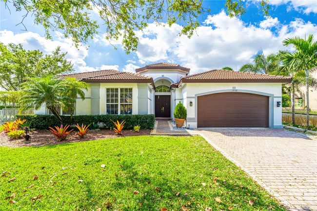 18708 Sw 47th St, House other with 5 bedrooms, 3 bathrooms and null parking in Miramar FL | Image 12