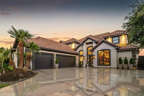 12345 White Oak Pt, Conroe, TX, 77304-5607 | Card Image