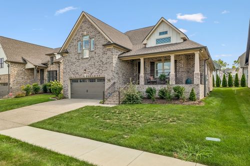 2012 Wt Chandler Blvd, Gallatin, TN, 37066-5117 | Card Image