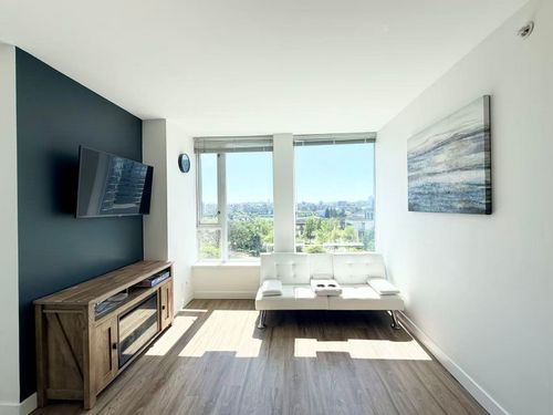 10xx-550 Taylor Street, Vancouver, BC, V6B1R1 | Card Image