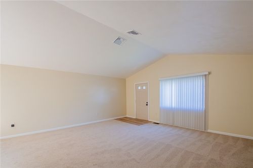22-2 Magnum Ct, Smithfield, RI, 02917-2427 | Card Image