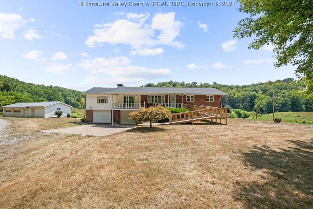 Horseshoe Bend Rd, Sissonville, WV 25320