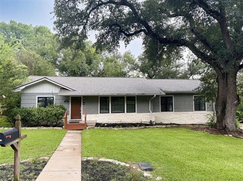 1904 Avenue P, Huntsville, TX, 77340-5028 | Card Image