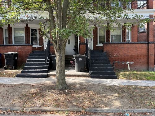 1382 W 91st St, Cleveland, OH, 44102-1832 | Card Image